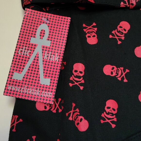 *NEW* CLIC KLAK Black Mini Skirt + Red Skull & Crossbones Graphic Size Medium - Picture 5 of 5